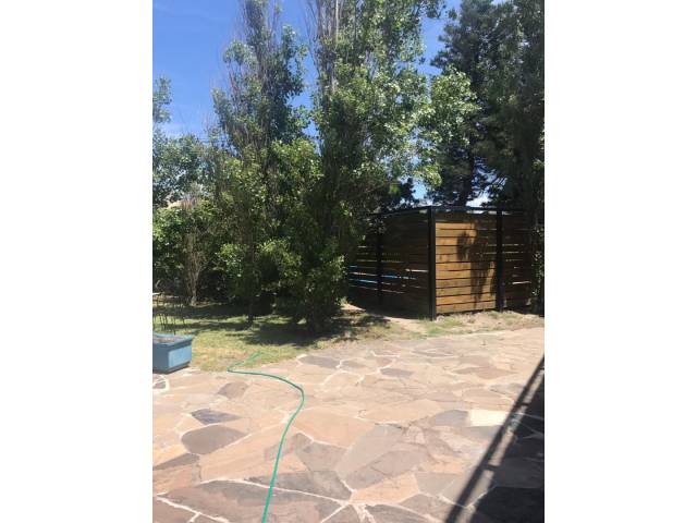 Alquiler Casa a metros de Hotel Carrasco, re bien ubicada, ideal