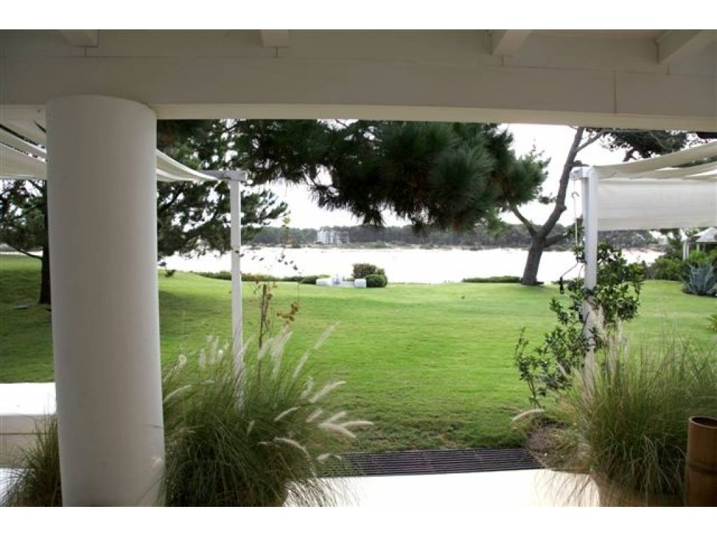 Venta  Punta del Este La Barra