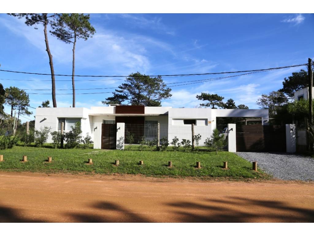 Venta  Punta del Este La Barra